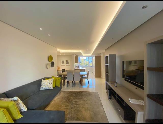 2 BEDROOM APARTMENT FOR SALE IN SANDOWN